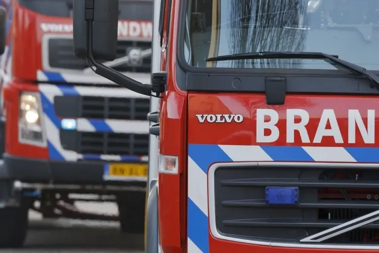 Auto in Zwanenburg verwoest door brand