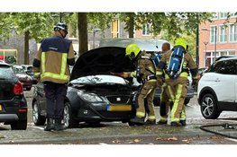 Auto vliegt in brand bij het starten in Hoofddorp