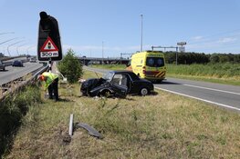 Klassieke auto betrokken bij ongeluk A200