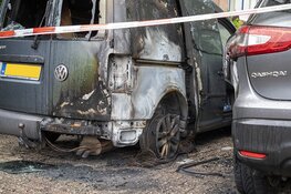 Veel schade bij autobrand Graan voor Visch Hoofddorp