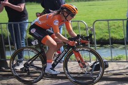 Amy Pieters imponerend naar Europese titel