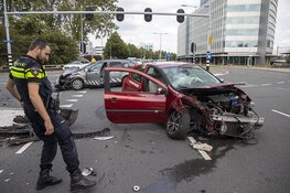 Frontale aanrijding op de Van Heuven Goedhartlaan in Hoofddorp