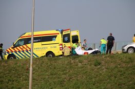 Auto op de kop op N201