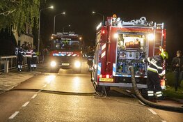 Brand bij watersportbedrijf aan de Aalsmeerderdijk in Rijsenhout