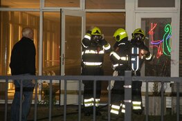 Brand bij watersportbedrijf aan de Aalsmeerderdijk in Rijsenhout