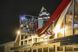 Brand bij watersportbedrijf aan de Aalsmeerderdijk in Rijsenhout