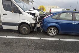 Meerdere auto’s betrokken bij kop-staart aanrijding op de A4