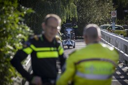 Man te water geraakt bij Zijkanaal F in Halfweg