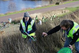 Ruim 100 KLM-medewerkers ruimen Mysteryland op met ‘Citizen Science’