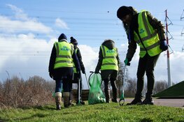Ruim 100 KLM-medewerkers ruimen Mysteryland op met ‘Citizen Science’