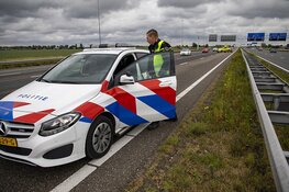 Auto gecrasht op de A9 bij Zwanenburg
