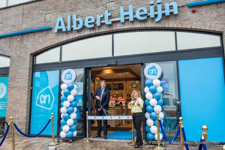 Groter versaanbod en zelfscan bij vernieuwde Albert Heijn Praamplein