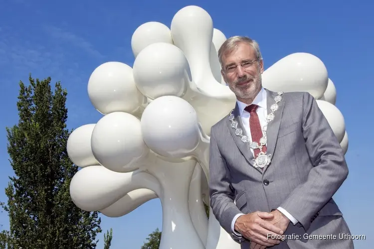 Gemeente Uithoorn start met beeldenserie ‘Kunst die je bijblijft’