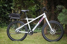 Nieuw-Vennepse fietsfabrikant levert nieuwe Bike Patrol fietsen aan Nederlandse Politie