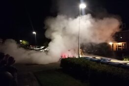 Auto verwoest door brand in Uithoorn