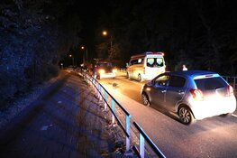 Bestuurder snorbrommer naar ziekenhuis na valpartij in Uithoorn