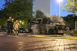 Auto verwoest door brand in Uithoorn