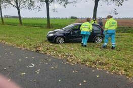 Auto crasht op A44 bij Nieuw Vennep