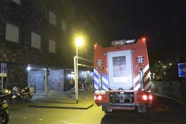 Bewoners appartementencomplex 's nachts op straat na brandmelding