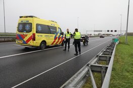 Veel vertraging door onwel geworden vrachtwagen op de A9 bij Spaarndam