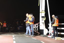 Schade aan brug Aalsmeer tijdens werkzaamheden