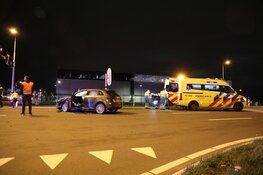 Gewonde bij botsing tussen busje en auto bij Schiphol-Rijk