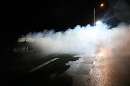 Boot in brand op Westeinderplassen