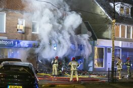 Grote brand in winkel Ophelialaan Aalsmeer