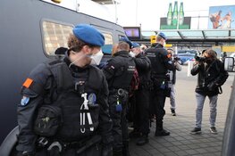 Meerdere aanhoudingen na blokkade Extinction Rebllion bij Schiphol