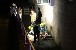 Zwaargewonde na val uit raam Aalsmeer