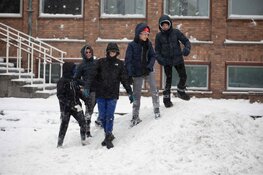 Sneeuwpret in Aalsmeer-dorp