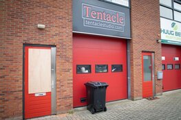 Bedrijfspand in Aalsmeer beschoten