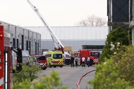 Brand in bedrijfspand in De Kwakel