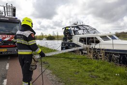 Rookontwikkeling in bootje aan de Bennebroekerdijk