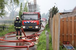 Brand in loods in Zwaanshoek