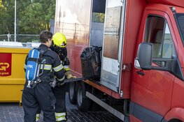 Elektrische palletwagen in vrachtwagen in de brand gevlogen