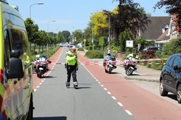 Brommerrijder gewond na botsing met personenauto in Rijsenhout