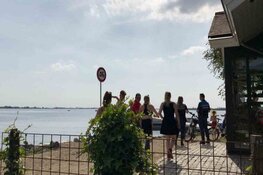 Surfeiland in Aalsmeer, verboden te zwemmen?